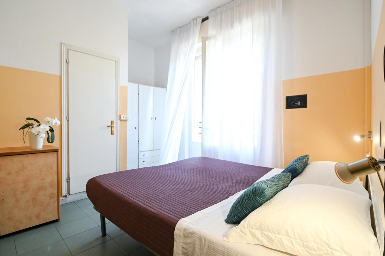Hotel Montebello Riccione Exterior photo