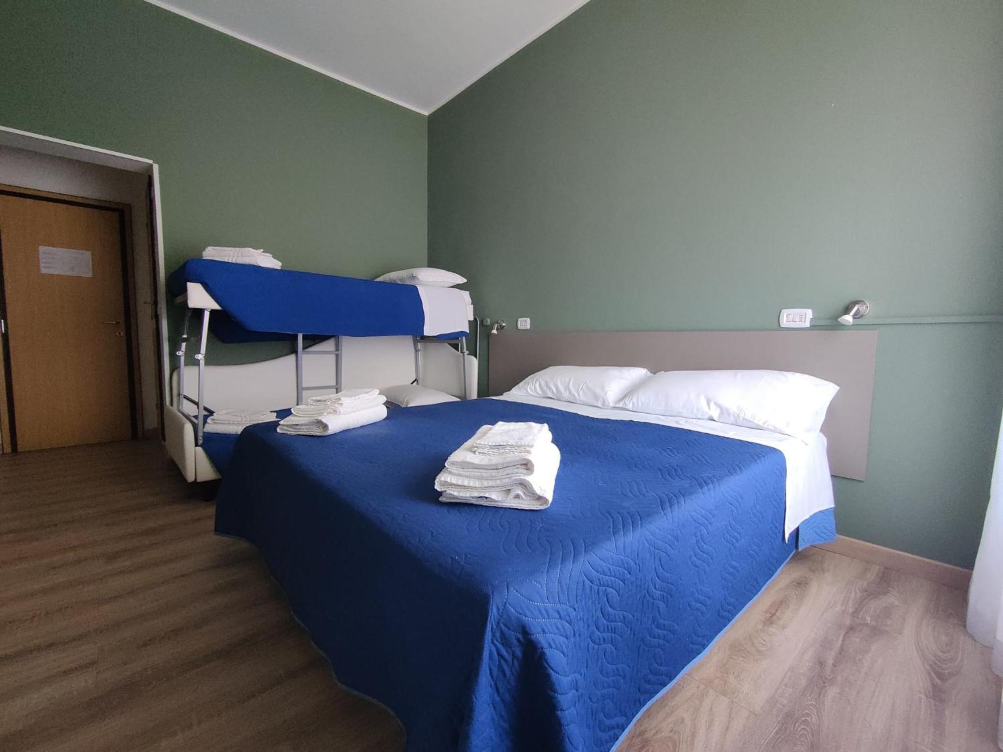 Hotel Montebello Riccione Exterior photo